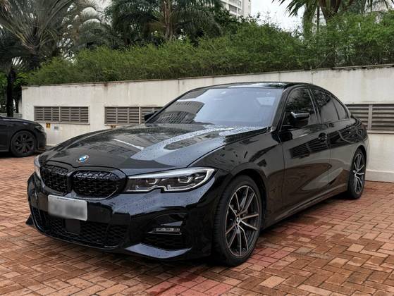 BMW 330i 2.0 16V TURBO GASOLINA SPORT AUTOMÁTICO